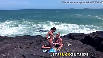 Outdoor Sex With Cute Babes Who Enjoy Getting Caught
