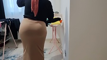 I'M Obsessed With My Stepmom'S Large Buttocks And Desire To Have Sex With Her