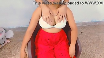 Landlady'S Unexpected Large Breasts Revealed During Massage In Xxx Soniya Video