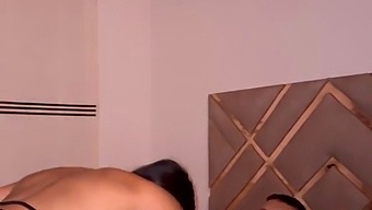Pov Experience With A Squirting Asian Beauty On The First Date