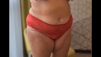 Solo Pleasure And Anal Exploration With A Curvy Partner